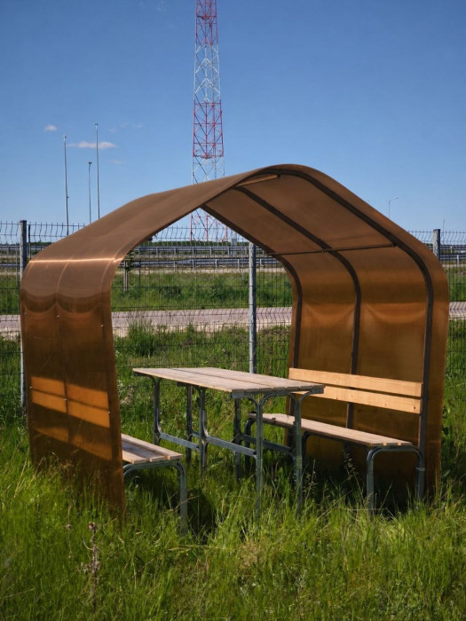 Compact Polycarbonate Garden Gazebo with Benches and Table